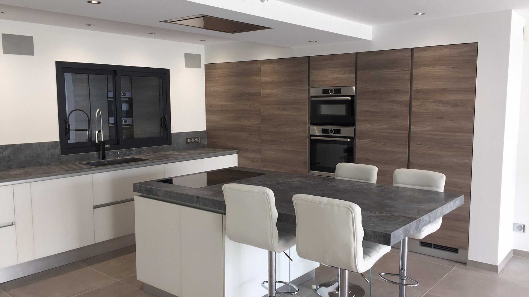 Cuisine Verre & Dekton - Montpellier Photo 1